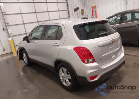 2019 Chevrolet Trax Ls z USA, uszkodzony, nr VIN 3GNCJKSB5KL210952